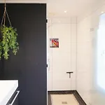 Karibu 度假居 *